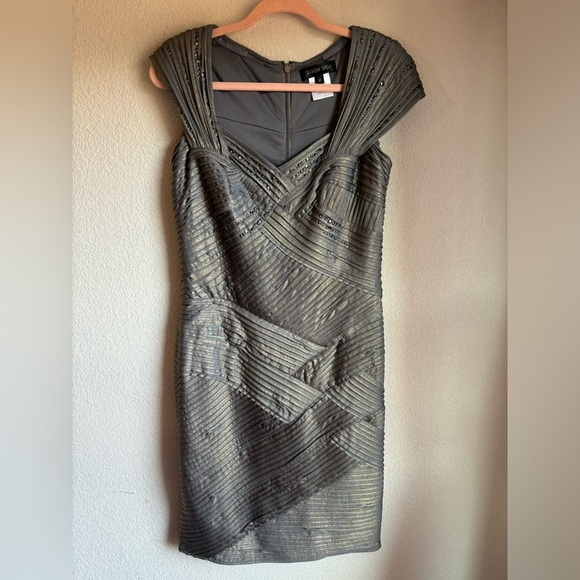 Tadashi Shoji Pewter/Gold Basket Weave Studded Stretch Bodycon Cocktail Dress M - Picture 3 of 15